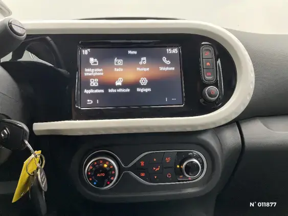 RENAULT TWINGO III - voiture d'occasion - Photo 13