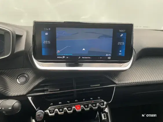 PEUGEOT 2008 II - voiture d'occasion - Photo 13