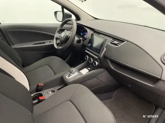 RENAULT ZOE - voiture d'occasion - Photo 10