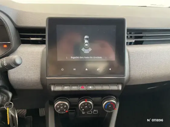 RENAULT CLIO V - voiture d'occasion - Photo 14