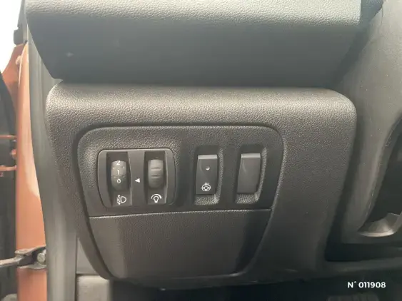 RENAULT MEGANE IV - voiture d'occasion - Photo 15