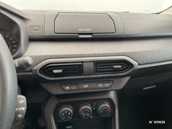 DACIA SANDERO III - voiture d'occasion - Photo 13