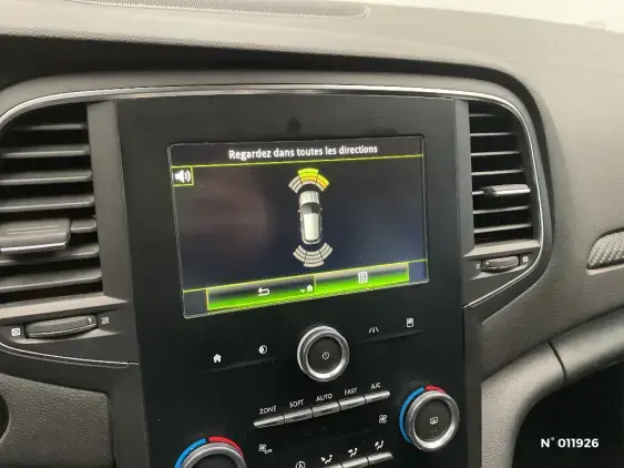 RENAULT MEGANE IV - voiture d'occasion - Photo 14