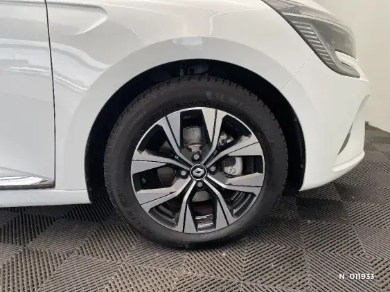 RENAULT CLIO V - voiture d'occasion - Photo 8