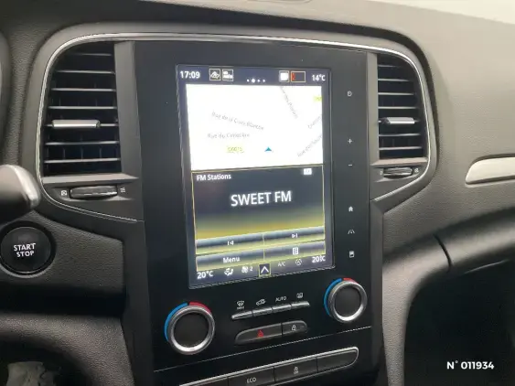 RENAULT MEGANE IV - voiture d'occasion - Photo 13