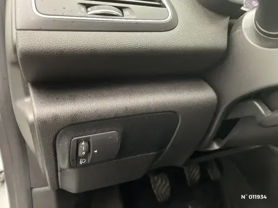 RENAULT MEGANE IV - voiture d'occasion - Photo 15