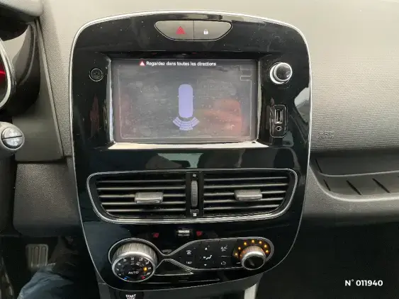RENAULT CLIO IV - voiture d'occasion - Photo 14
