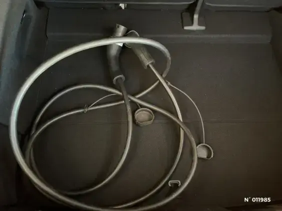 RENAULT MEGANE V - voiture d'occasion - Photo 26