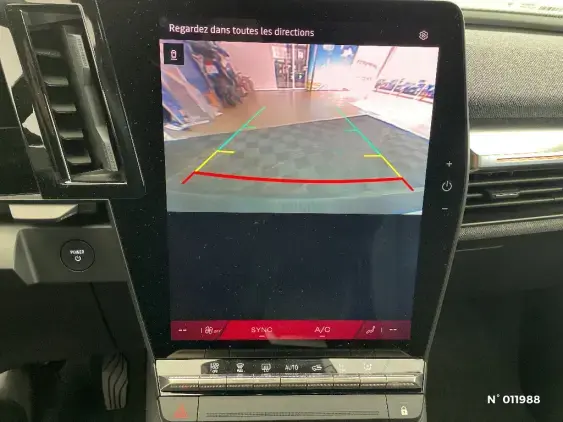 RENAULT SCENIC V ELECTRIQUE - voiture d'occasion - Photo 14