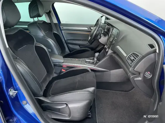 RENAULT MEGANE IV - voiture d'occasion - Photo 10