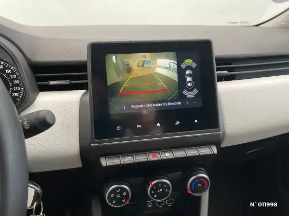 RENAULT CLIO V - voiture d'occasion - Photo 14