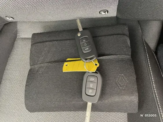 RENAULT KANGOO III - voiture d'occasion - Photo 26