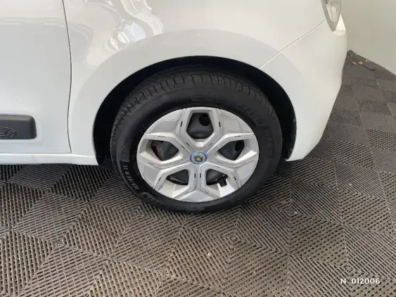 RENAULT TWINGO ELECTRIQUE III - voiture d'occasion - Photo 8