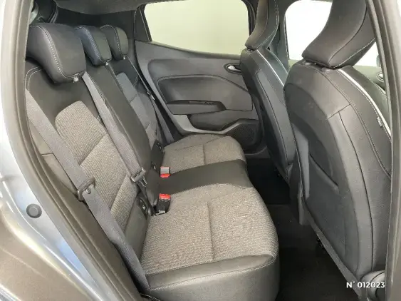 RENAULT CLIO V - voiture d'occasion - Photo 11