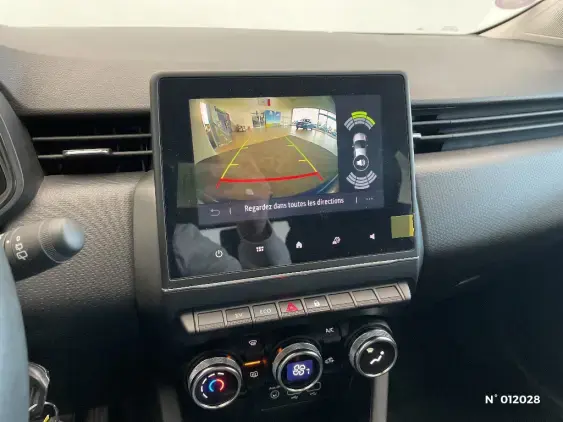 RENAULT CLIO V - voiture d'occasion - Photo 14