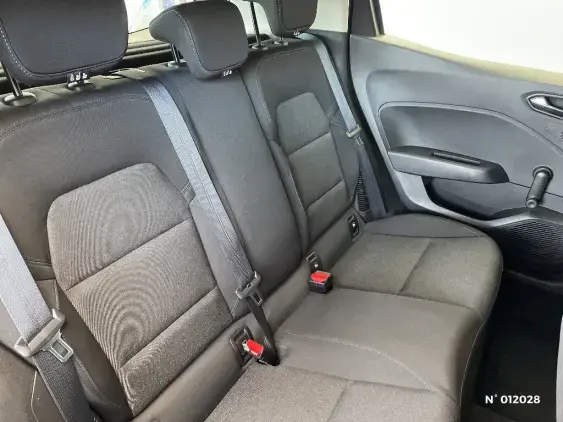 RENAULT CLIO V - voiture d'occasion - Photo 11