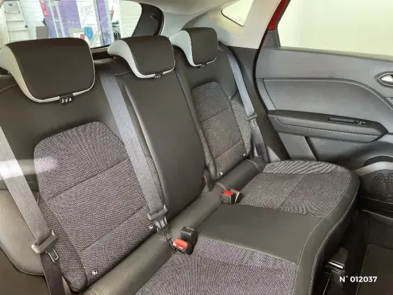 RENAULT CAPTUR II - voiture d'occasion - Photo 11