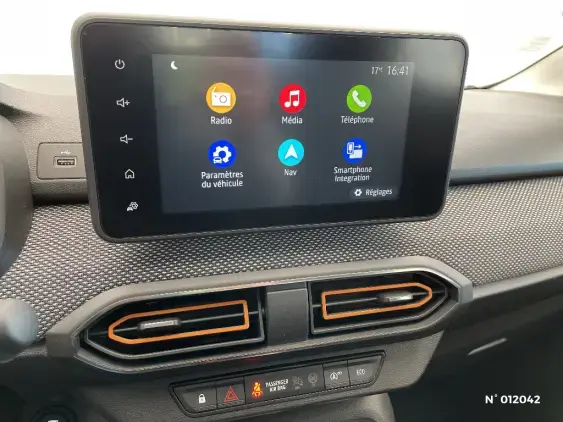 DACIA SANDERO III - voiture d'occasion - Photo 13