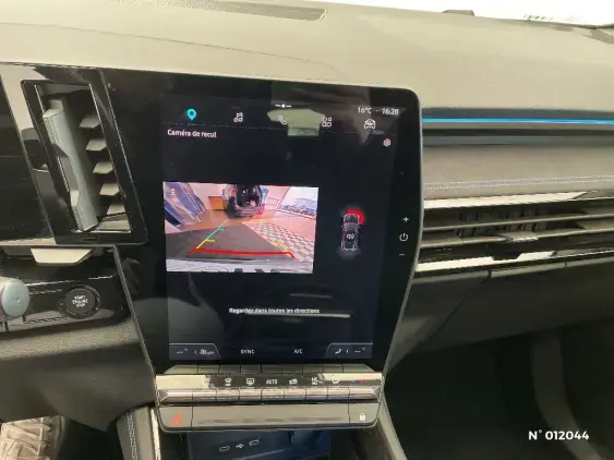 RENAULT AUSTRAL - voiture d'occasion - Photo 14