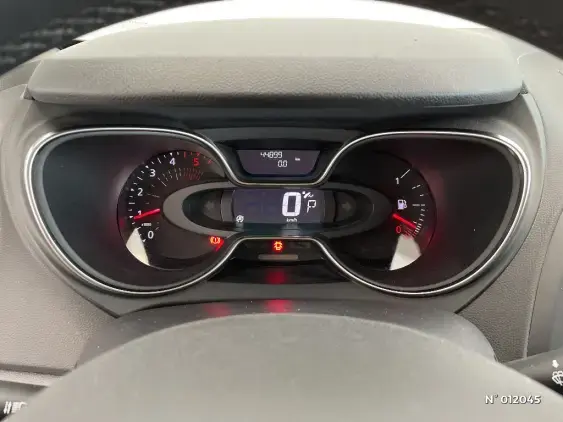 RENAULT CAPTUR - voiture d'occasion - Photo 12