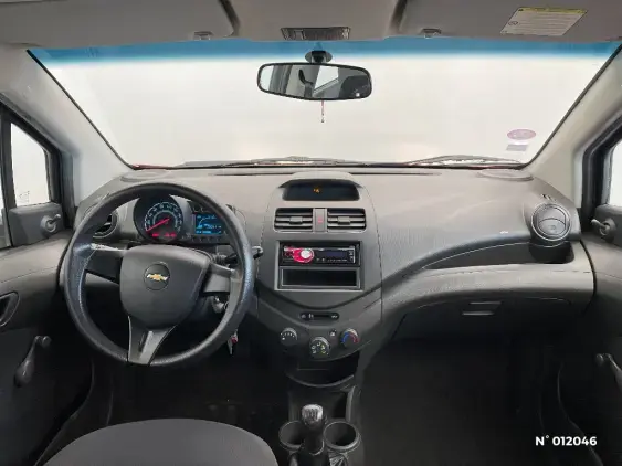CHEVROLET SPARK - voiture d'occasion - Photo 9