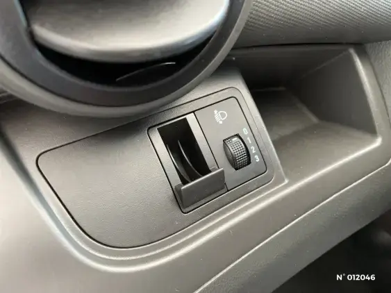 CHEVROLET SPARK - voiture d'occasion - Photo 14