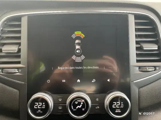 RENAULT MEGANE IV - voiture d'occasion - Photo 14