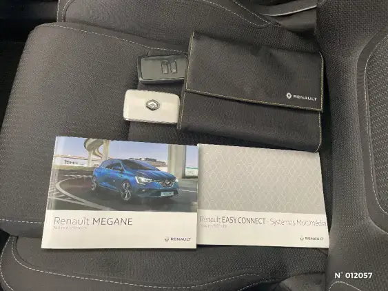 RENAULT MEGANE IV - voiture d'occasion - Photo 26