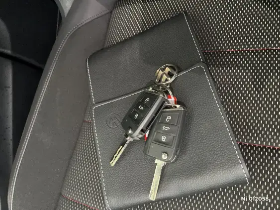 VOLKSWAGEN T-ROC - voiture d'occasion - Photo 26