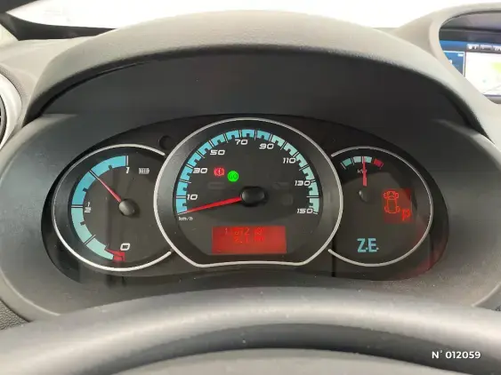 RENAULT KANGOO EXPRESS II Z.E. - voiture d'occasion - Photo 10