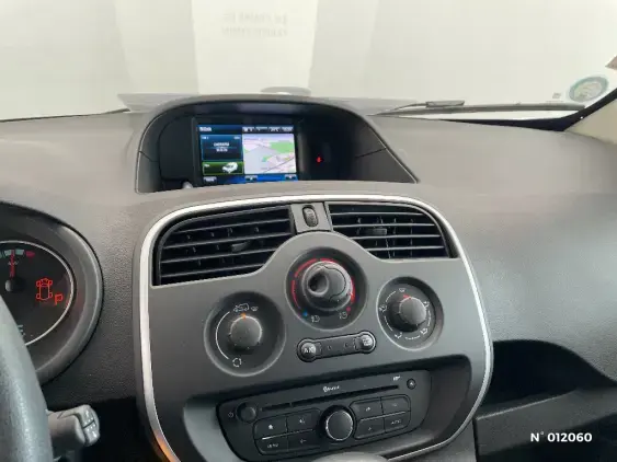 RENAULT KANGOO EXPRESS II Z.E. - voiture d'occasion - Photo 11
