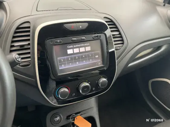 RENAULT CAPTUR - voiture d'occasion - Photo 13