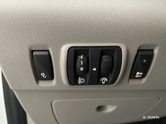 RENAULT ZOE - voiture d'occasion - Photo 15