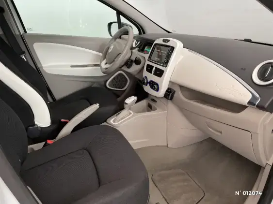 RENAULT ZOE - voiture d'occasion - Photo 10