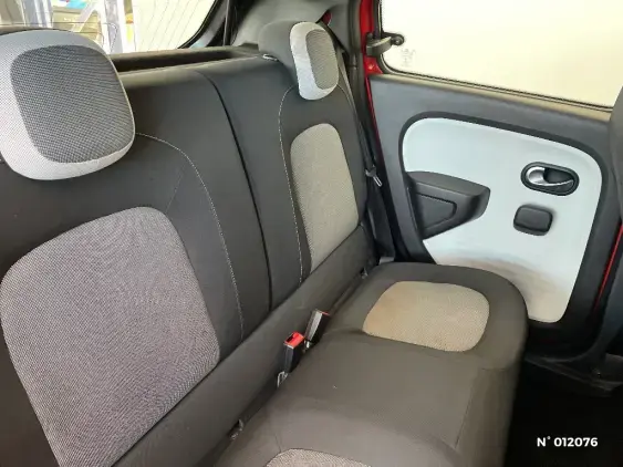 RENAULT TWINGO III - voiture d'occasion - Photo 11