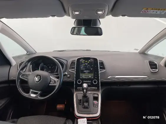 RENAULT SCENIC IV - voiture d'occasion - Photo 9