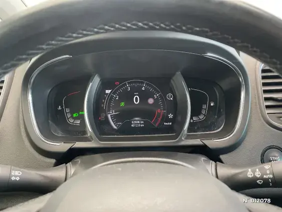 RENAULT SCENIC IV - voiture d'occasion - Photo 12