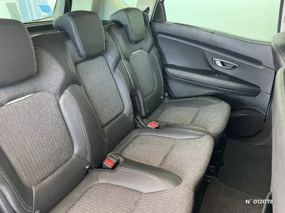 RENAULT SCENIC IV - voiture d'occasion - Photo 11