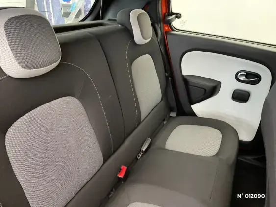 RENAULT TWINGO III - voiture d'occasion - Photo 11
