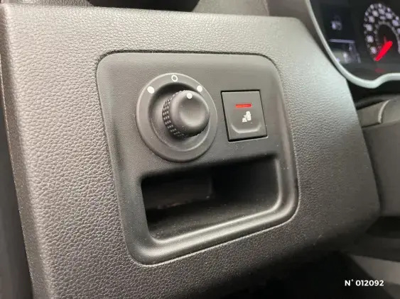 DACIA DUSTER II - voiture d'occasion - Photo 15