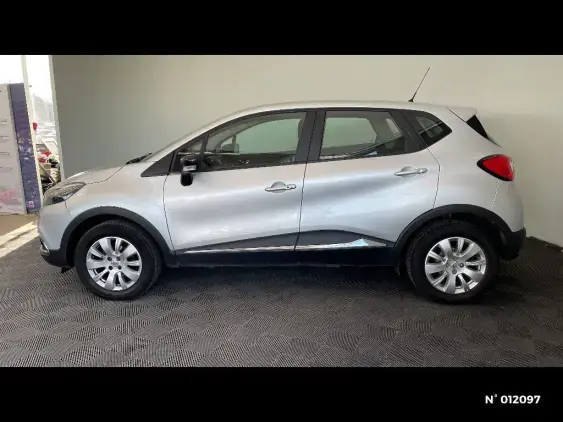 RENAULT CAPTUR - voiture d'occasion - Photo 2