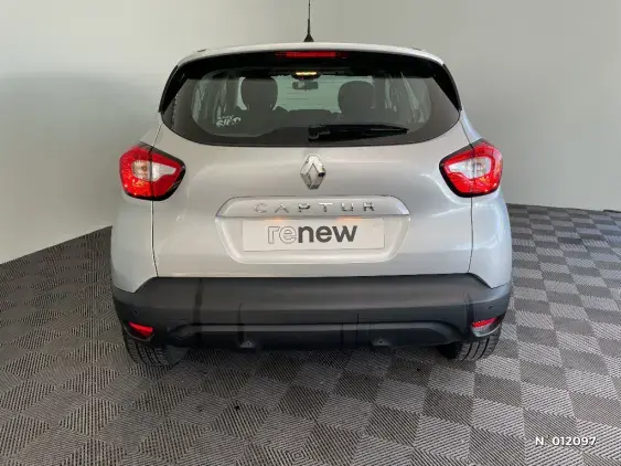 RENAULT CAPTUR - voiture d'occasion - Photo 6