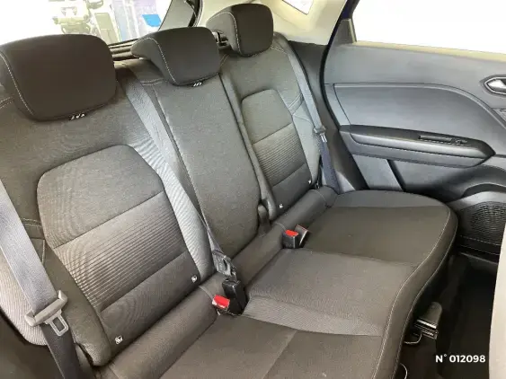 RENAULT CAPTUR II - voiture d'occasion - Photo 11