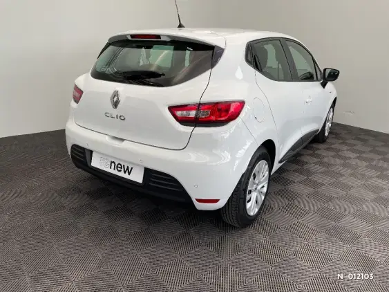 RENAULT CLIO IV - voiture d'occasion - Photo 4