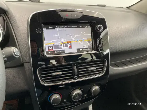 RENAULT CLIO IV - voiture d'occasion - Photo 13