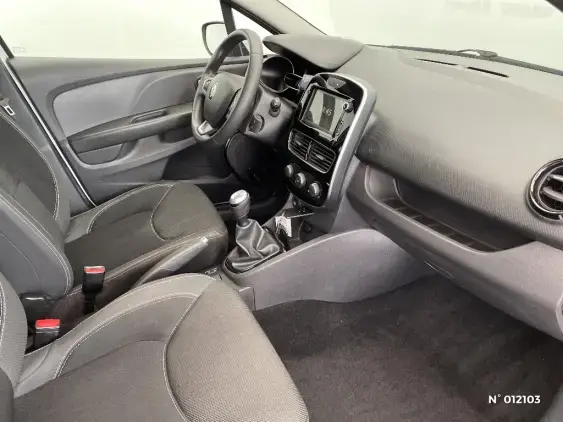 RENAULT CLIO IV - voiture d'occasion - Photo 10