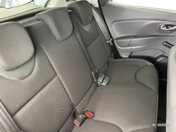 RENAULT CLIO IV - voiture d'occasion - Photo 11