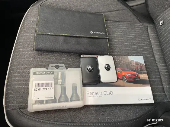 RENAULT CLIO V - voiture d'occasion - Photo 26