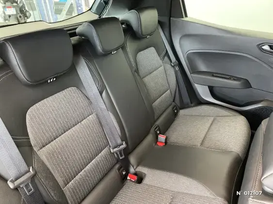 RENAULT CLIO V - voiture d'occasion - Photo 11