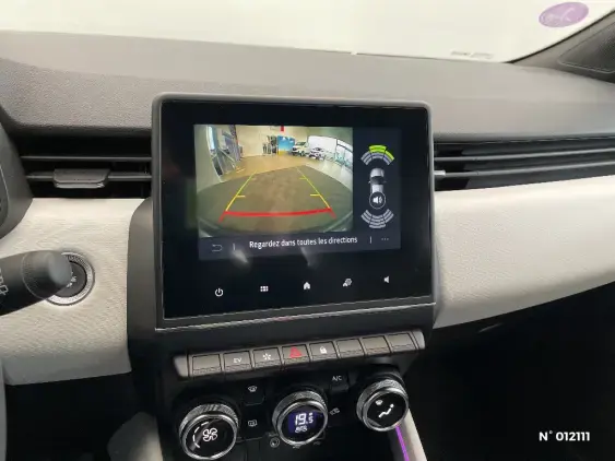 RENAULT CLIO V - voiture d'occasion - Photo 14